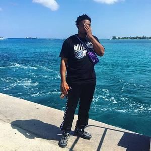 Meet your Posher, Christopher